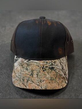 New with Tags GAME GUARD Distressed Leather Look & Camo Men's Baseball Cap Hat
